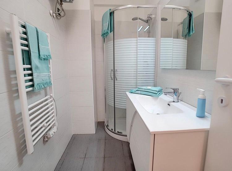 אנטיב Charmant Appartement Au Coeur De Juan Les Pins מראה חיצוני תמונה